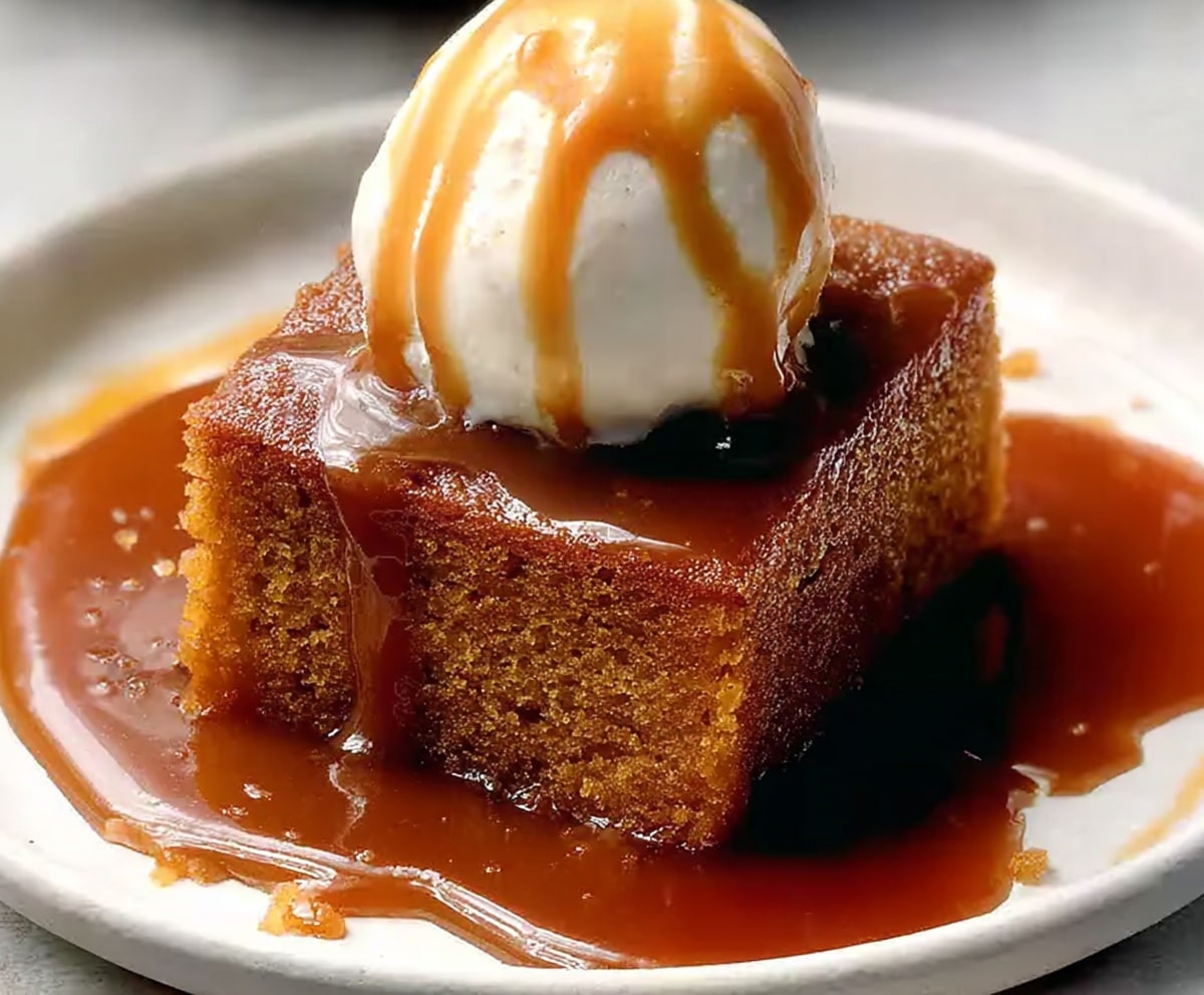 Moist Sticky Toffee Pudding Without Dates