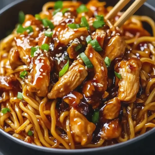 Sticky Garlic Chicken Noodles Recipe